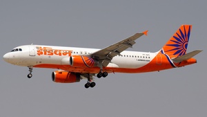 Photo of VT-EPI - Airbus A320-231 operated by Indian Airlines