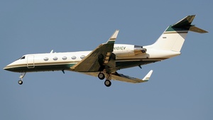 Photo of N101CV - Gulfstream GIV-SP operated by Private
