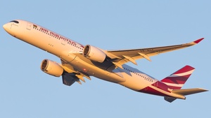 Photo with serial 365 - Airbus A350-941