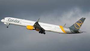 Photo of D-ABOG - Boeing 757-330 operated by Condor