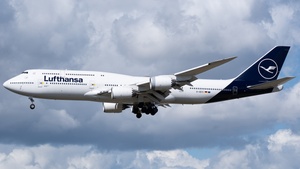 Photo of D-ABYC - Boeing 747-830 operated by Lufthansa