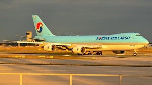 Photo of HL7617 - Boeing 747-8B5F operated by Korean Air Cargo