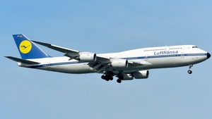 Photo of D-ABYT - Boeing 747-830 operated by Lufthansa