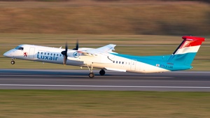 Photo of LX-LGG - Bombardier DHC-8-402 Dash 8 Q400 operated by Luxair