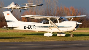 Photo of D-EUIR - Cessna 172R Skyhawk operated by Luftsportverein Bad Neuenahr-Ahrweiler