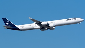 Photo of D-AIHF - Airbus A340-642 operated by Lufthansa