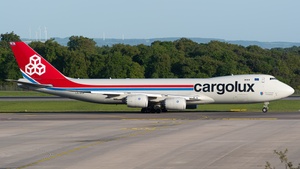 Photo of LX-VCN - Boeing 747-8R7F operated by Cargolux