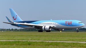 Photo of PH-OYJ - Boeing 767-304(ER) operated by TUI Airlines Nederland