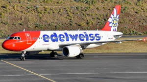 Photo of HB-IJW - Airbus A320-214 operated by Edelweiss Air