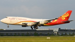 Photo with serial 25207 - Boeing 747-481(BDSF)