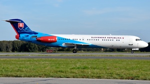 Photo of OM-BYB - Fokker 100 operated by Government of Slovakia