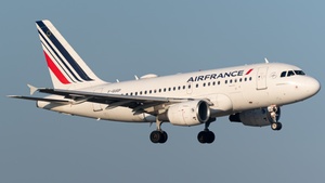 Photo of F-GUGP - Airbus A318-111 operated by Air France