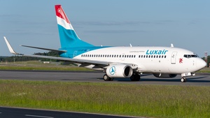 Photo of LX-LBT - Boeing 737-7K2 operated by Luxair