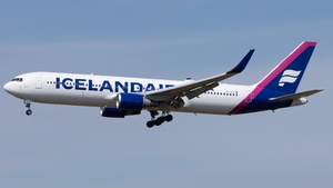 Photo of TF-ISO - Boeing 767-319(ER) operated by Icelandair
