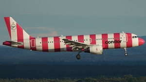 Photo of D-AICS - Airbus A320-214 operated by Condor