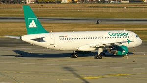 Photo of YR-ABC - Airbus A320-216 operated by Carpatair