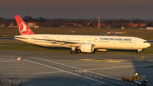 Photo of TC-JJL - Boeing 777-3F2(ER) operated by Turkish Airlines