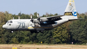 Photo of 747 - Lockheed C-130H Hercules operated by Hellenic Air Force