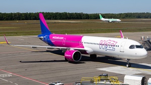 Photo of 9H-WNI - Airbus A321-271NX operated by Wizz Air Malta