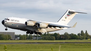 Photo of KAF343 - Boeing C-17A Globemaster III operated by Kuwaiti Air Force