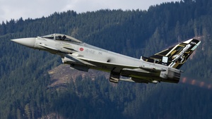 Photo of MM7316 - Eurofighter Typhoon F-2000A operated by Italian Air Force