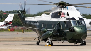 Photo of 159357 - Sikorsky VH-3D Sea King operated by US Marine Corps