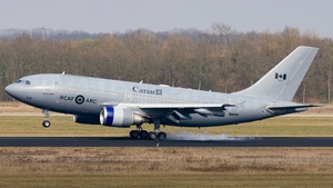 Photo of 15004 - Airbus CC-150 Polaris operated by Royal Canadian Air Force