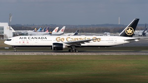 Photo of C-FITW - Boeing 777-333(ER) operated by Air Canada