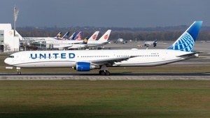 Photo of N76065 - Boeing 767-424(ER) operated by United Airlines
