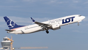 Photo of SP-LVM - Boeing 737 MAX 8 operated by LOT Polish Airlines