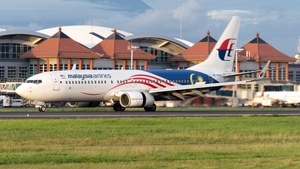 Photo of 9M-MXD - Boeing 737-8H6 operated by Malaysia Airlines