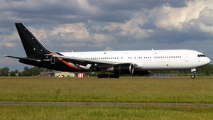 Photo of G-POWD - Boeing 767-36N(ER) operated by Titan Airways