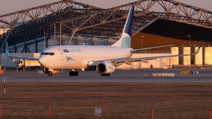 Photo of OE-IXK - Boeing 737-86N(BCF) operated by ASL Airlines Belgium