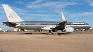 Photo of N604AA - Boeing 757-223 operated by American Airlines