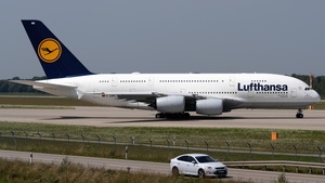 Photo of D-AIMN - Airbus A380-841 operated by Lufthansa