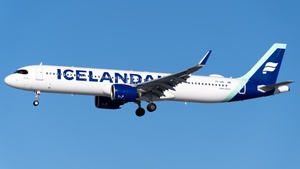 Photo of TF-IAB - Airbus A321-271NX operated by Icelandair