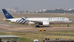 Photo of VN-A897 - Airbus A350-941 operated by Vietnam Airlines