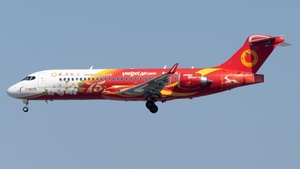 Photo of B-652G - COMAC C909 operated by VietJet Air (opb Chengdu Airlines)