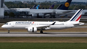 Photo of F-HPNE - Airbus A220-300 operated by Air France
