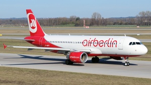 Photo of D-ABFP - Airbus A320-214 operated by Air Berlin