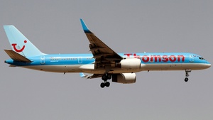 Photo of G-OOBP - Boeing 757-2G5 operated by Thomson Airways
