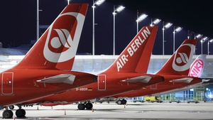 Photo of D-ABFG - Airbus A320-214 operated by Air Berlin
