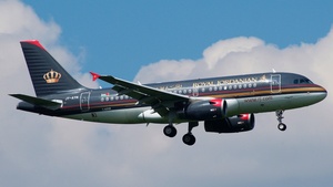 Photo of JY-AYN - Airbus A319-132 operated by Royal Jordanian Airlines