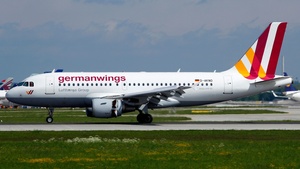 Photo of D-AKNO - Airbus A319-112 operated by Germanwings