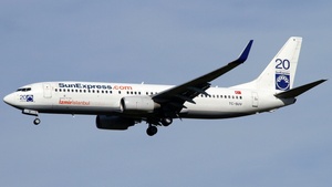 Photo of TC-SUV - Boeing 737-86N operated by SunExpress