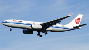 Photo of B-5925 - Airbus A330-243 operated by Air China
