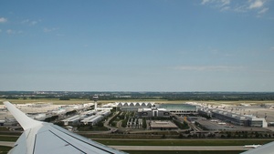 Photo of D-AEBL - Embraer ERJ-195LR operated by Lufthansa CityLine