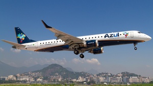 Photo of PR-AYW - Embraer ERJ-195LR operated by Azul
