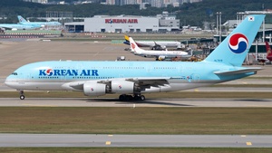 Photo of HL7619 - Airbus A380-861 operated by Korean Air
