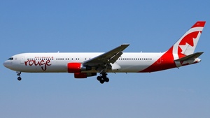 C-GHPE - Boeing 767-33A(ER)